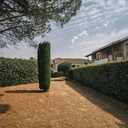 Parking Securise -climatise-piscine-terrasse-am * カルカソンヌ