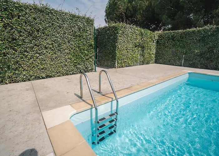 Parking Securise -climatise-piscine-terrasse-am Lejlighed